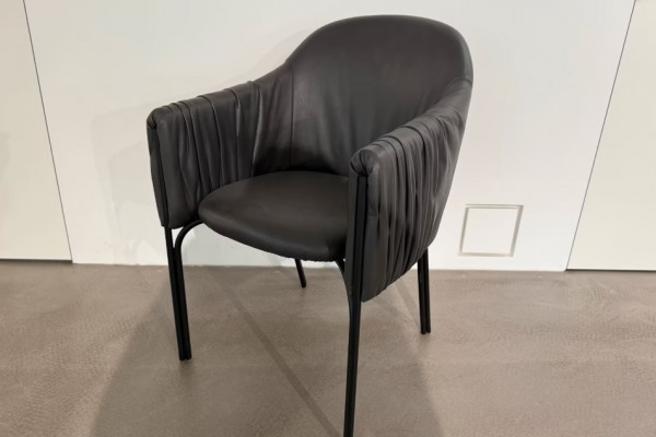 FREIFRAU CELINE ARMCHAIR HIGH
